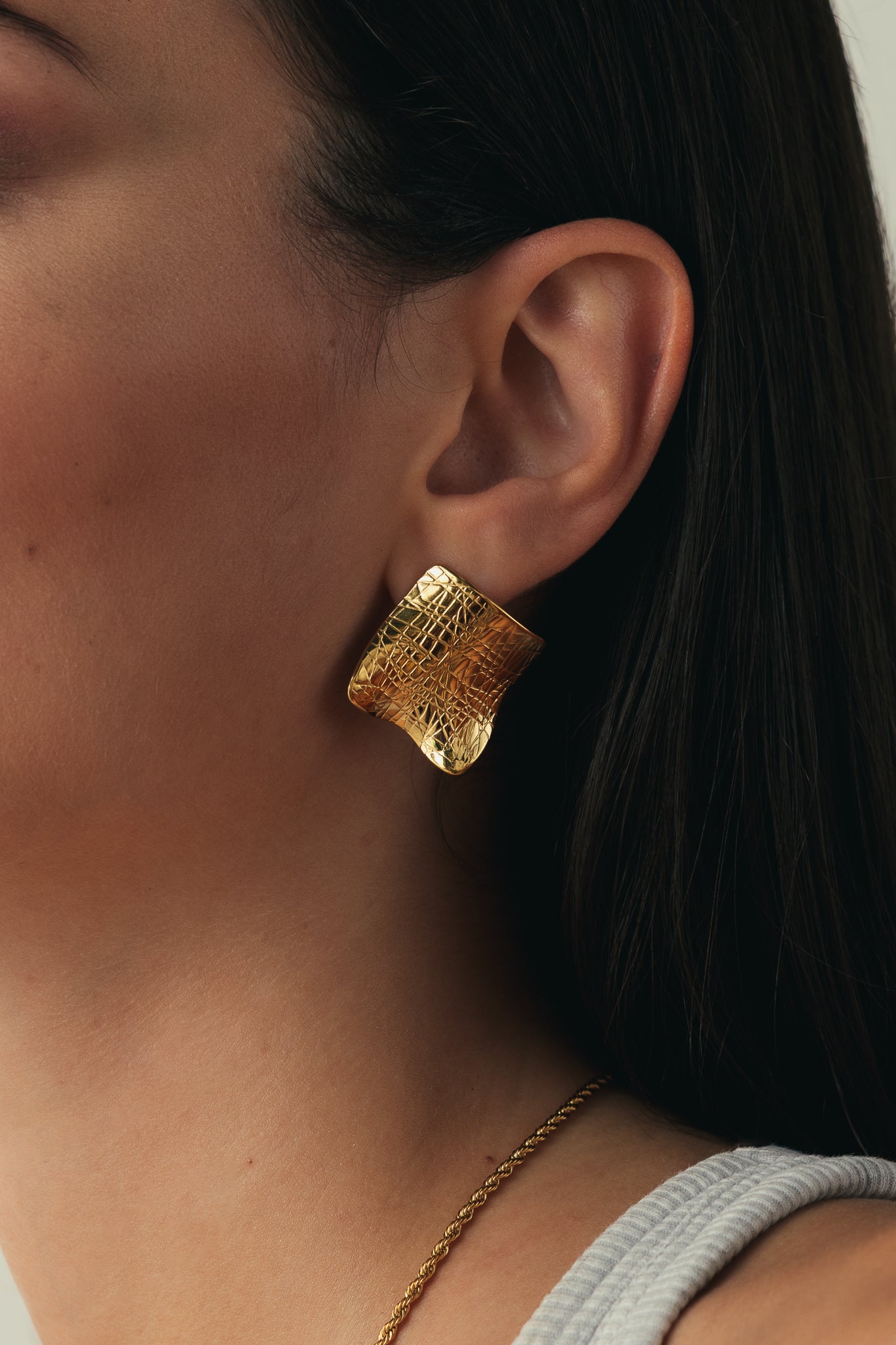 COPPIA ORECCHINI SQUADRATO SOFT LEAF